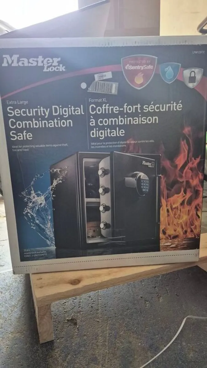 Master Lock 33 l Safe - Image 2