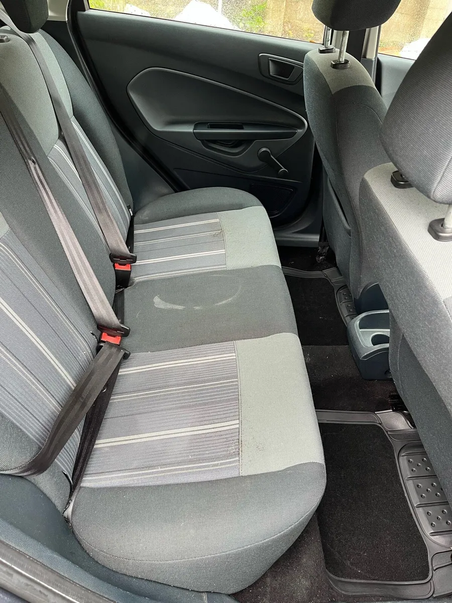Ford Fiesta - LOW MILEAGE - Image 4