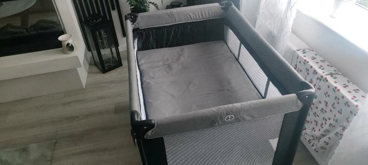 portable cot - Image 3