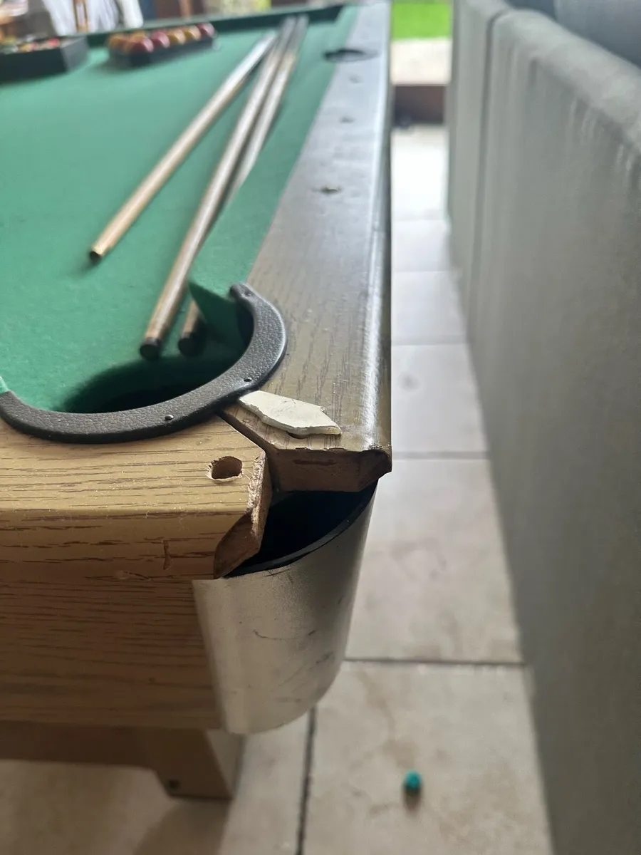 Pool and snooker table - Image 1
