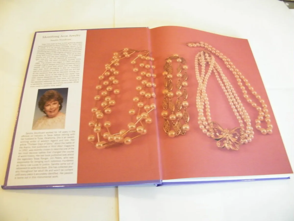 Book - Identifying Avon Jewelry - Image 2