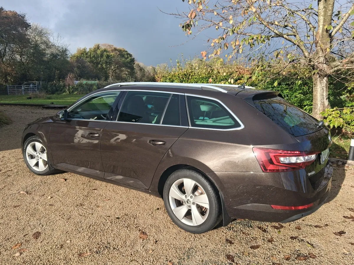 Skoda Superb 2016 - Image 1