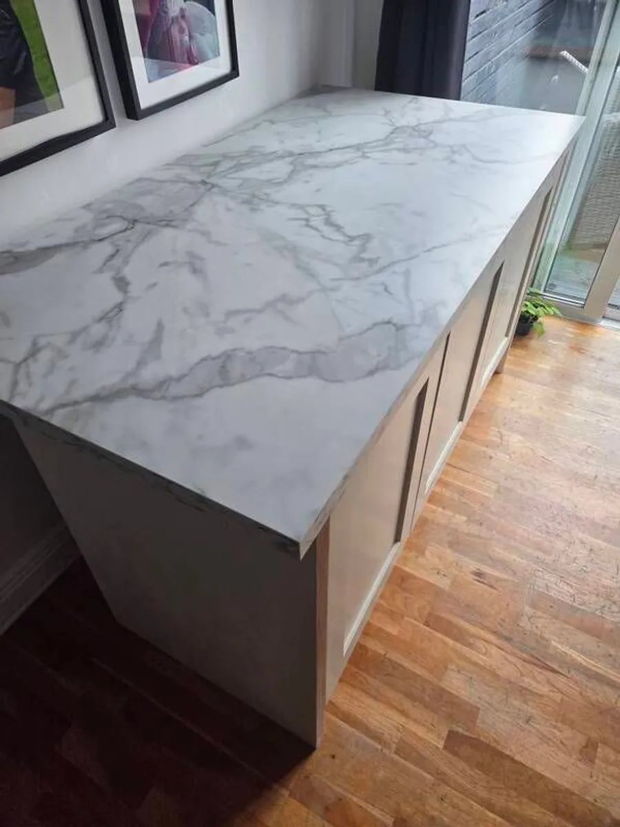 kitchen island - Image 2