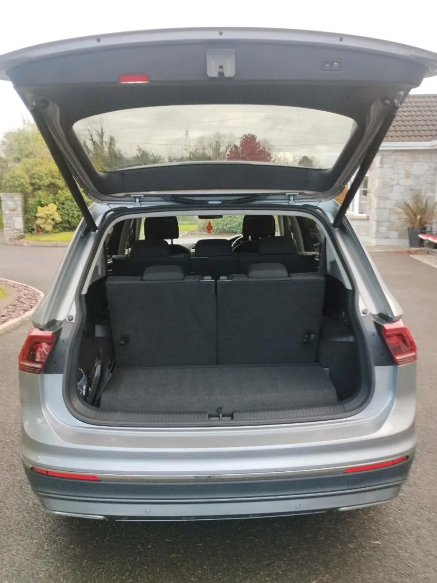 2019 Volkswagen Tiguan Allspace 2.0L TDI Highline - Image 4