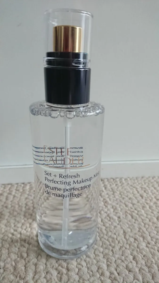 Estee Lauder Perfecting Set + Refresh Makeup Mist - Image 4