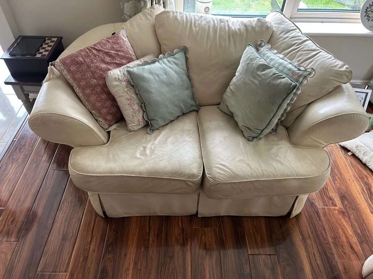 Cream leather sofa set - Image 2