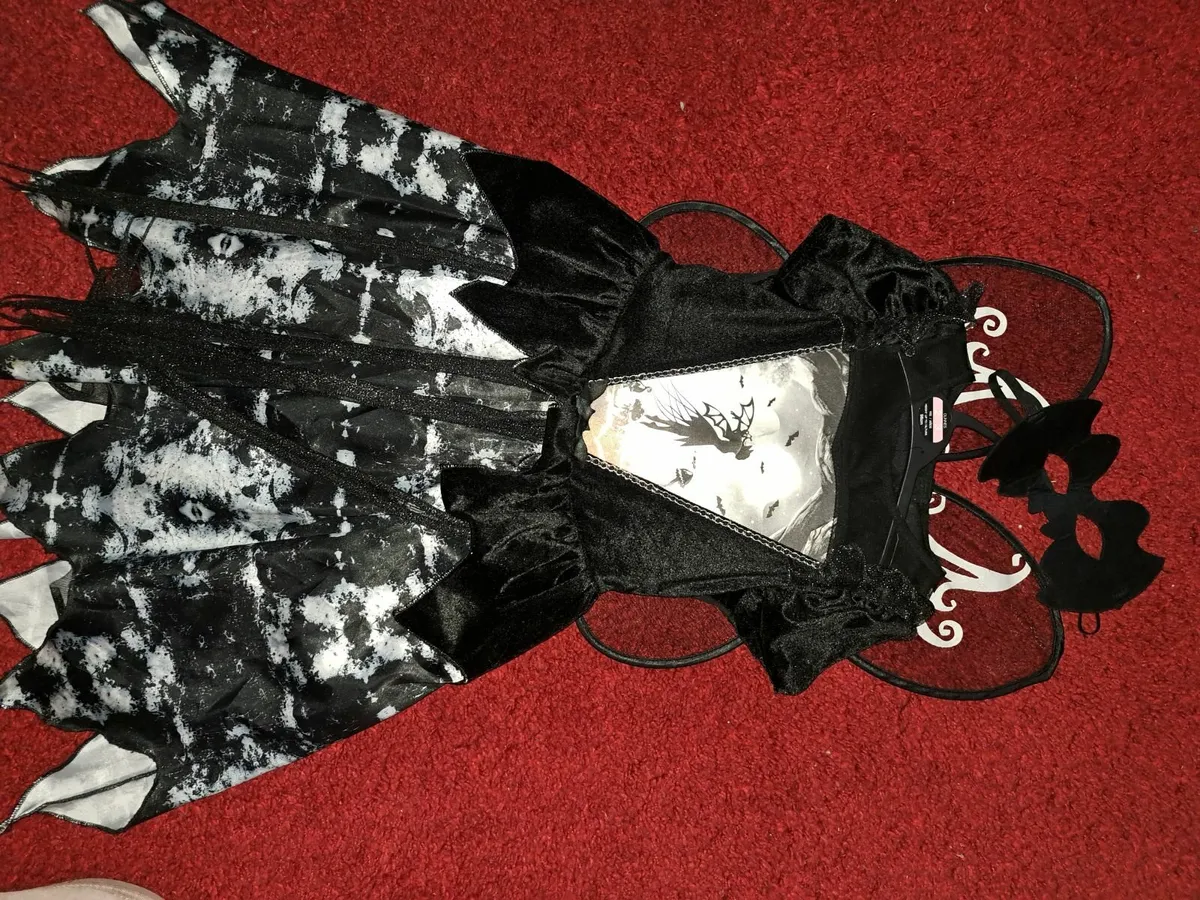 Halloween Costume - Image 1