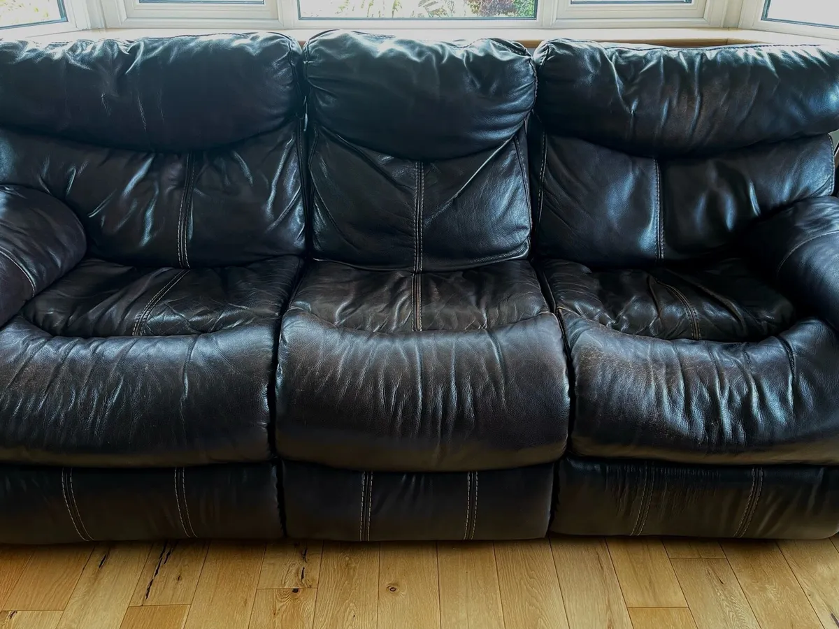 Couch - Image 1
