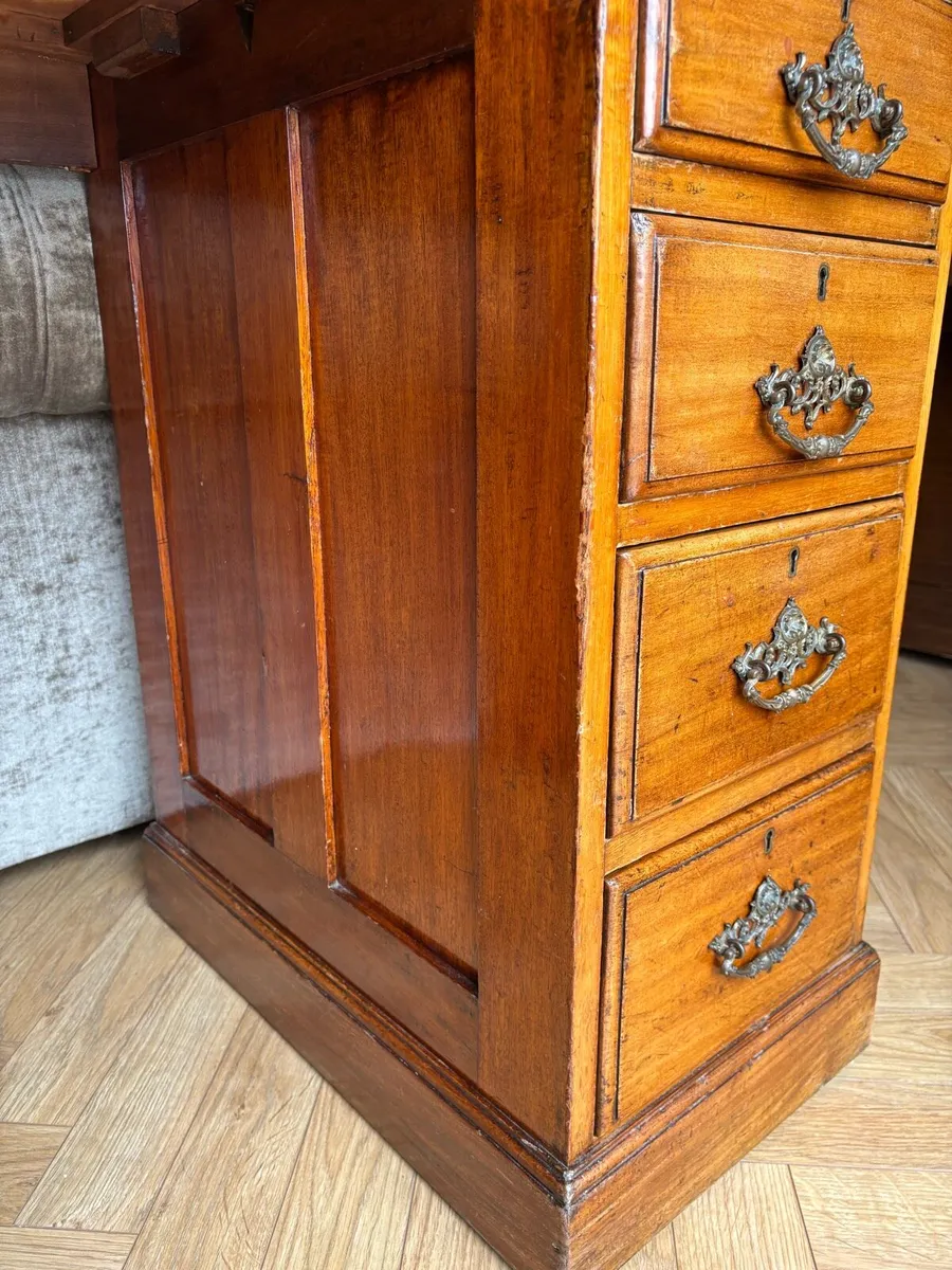Antique Desk - Image 4