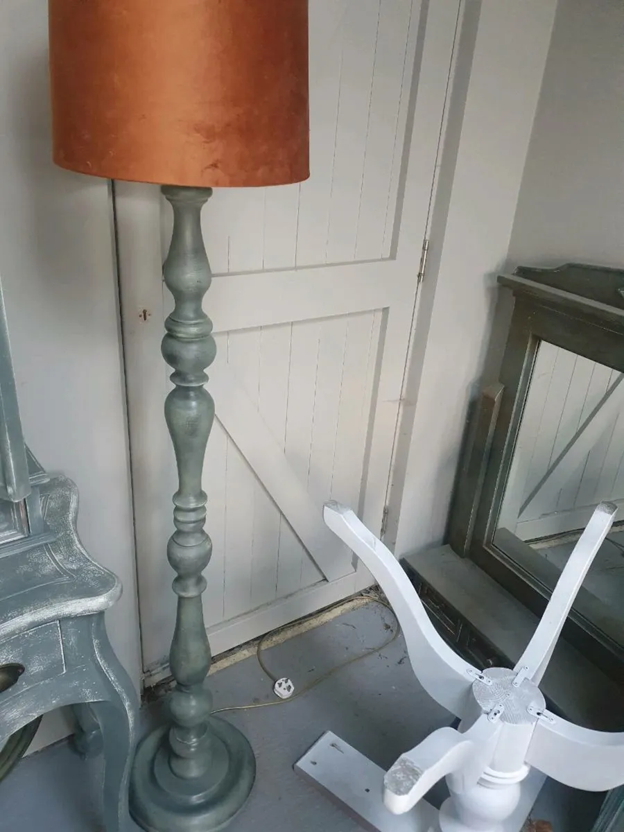 Standard lamps - Image 1