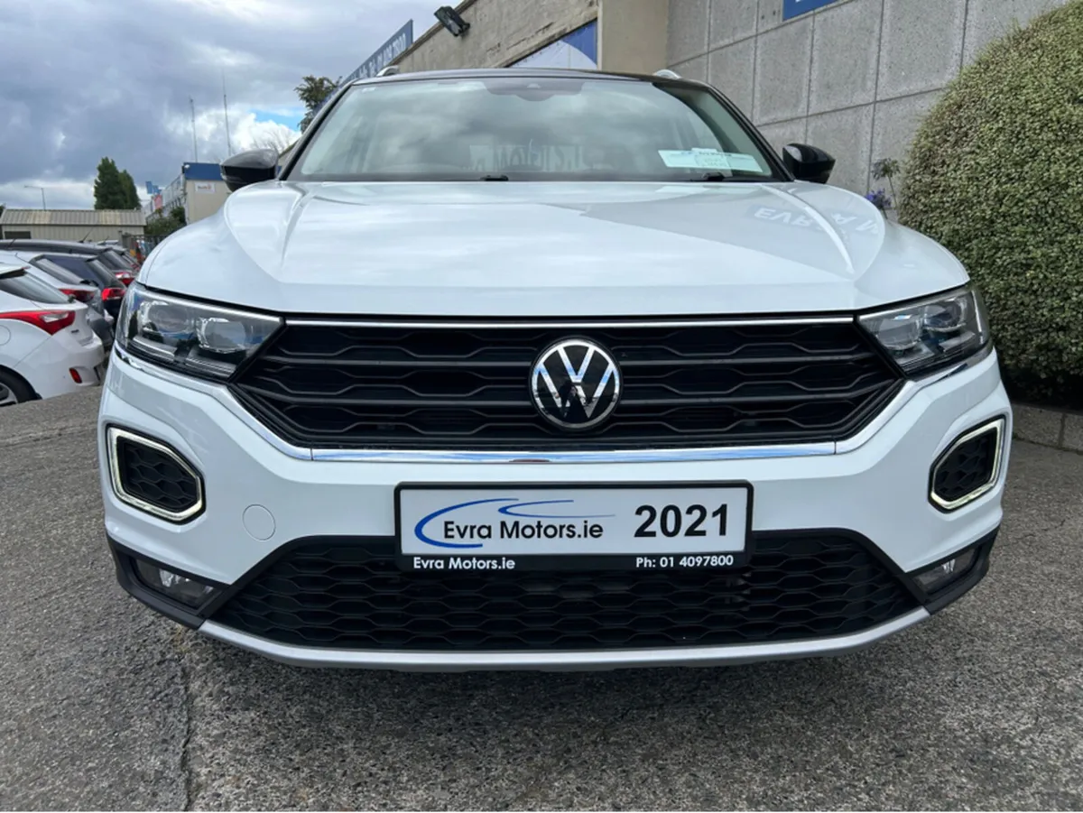 Volkswagen T-Roc STYLE AUTOMATIC 2.0 DIESEL //HIGH - Image 3