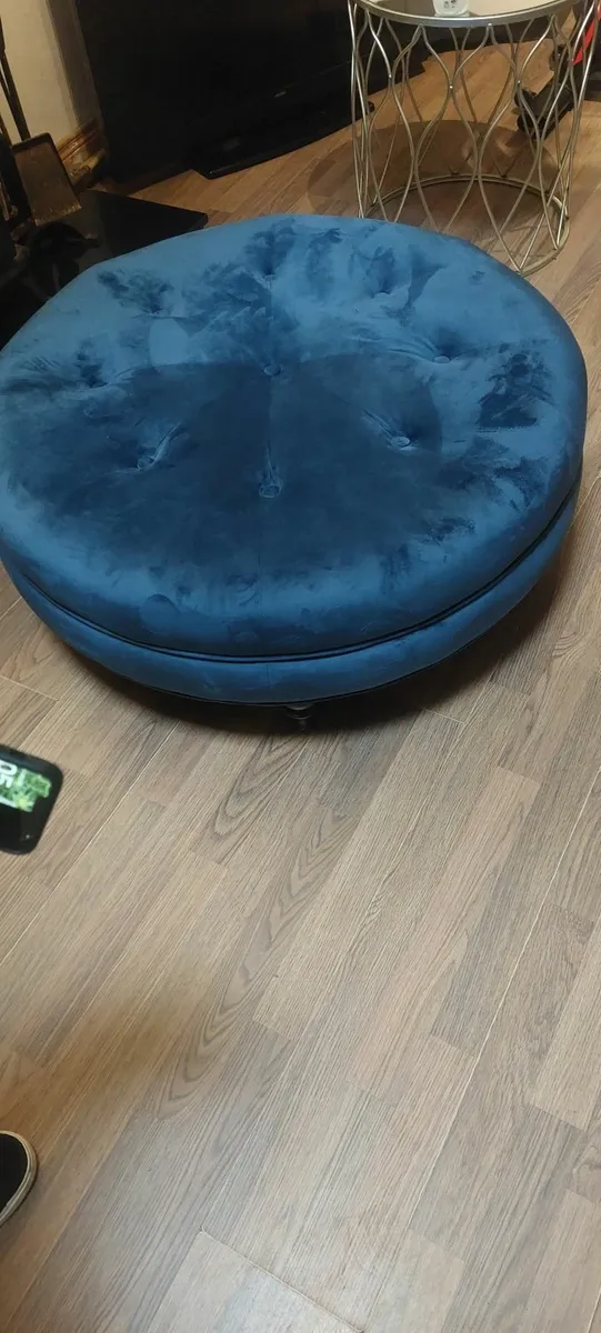 Futon - Image 1