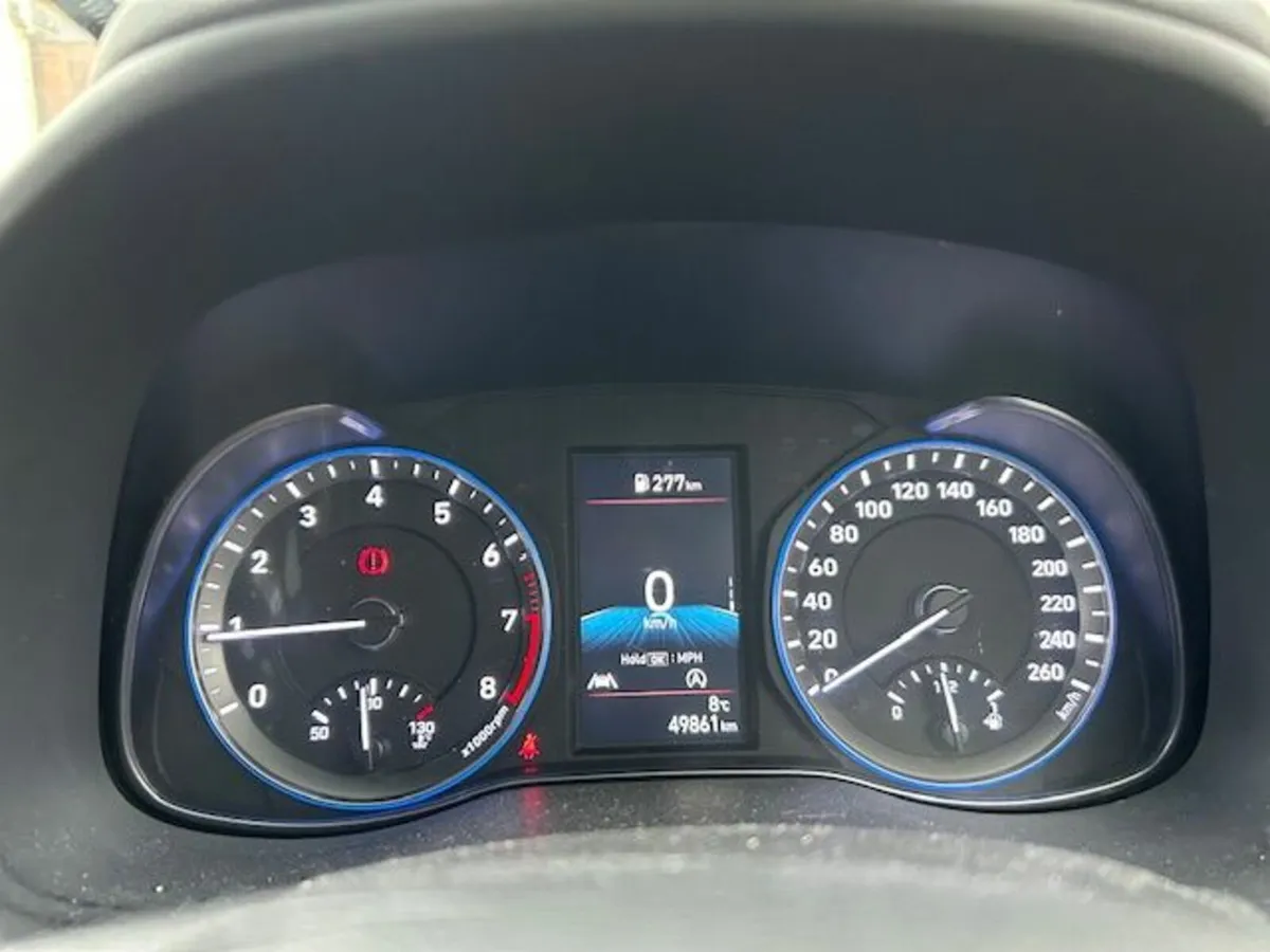 Hyundai KONA 2022 - Image 4