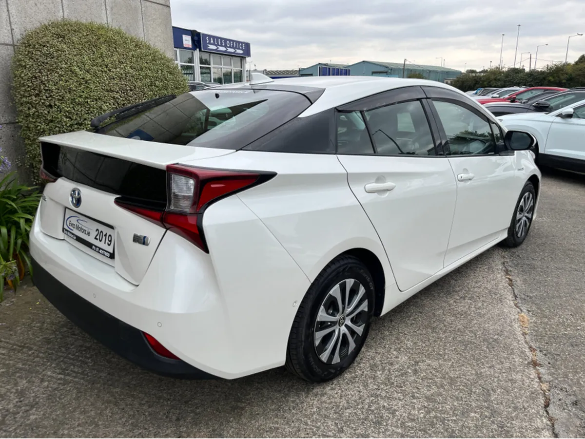 Toyota Prius HYBRID AUTOMATIC 1.8 PETROL //HIGH SP - Image 4