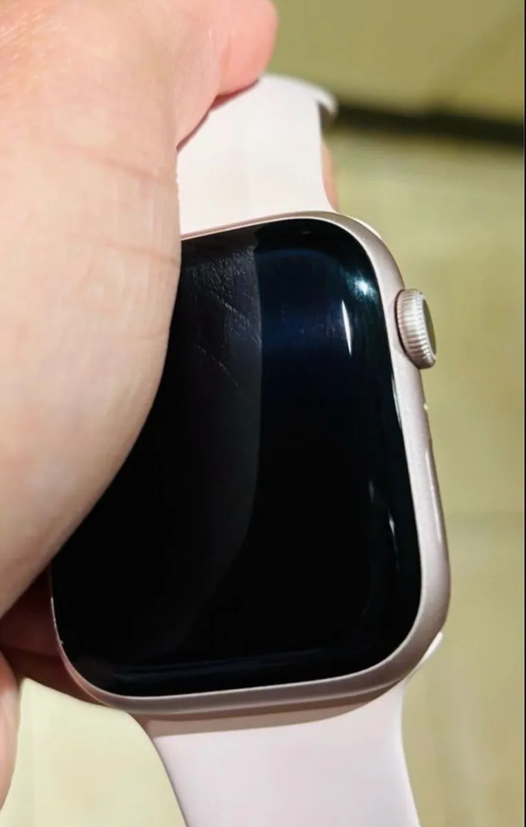 Apple Watch - Image 4