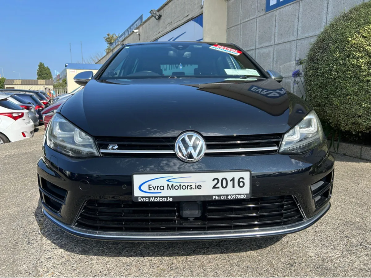 Volkswagen Golf R 4MOTION 300BHP 2.0 PETROL AUTOMA - Image 2
