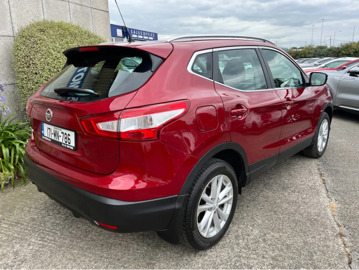 Nissan Qashqai SV 1.5 DIESEL //HIGH SPEC//PANORAMI - Image 4