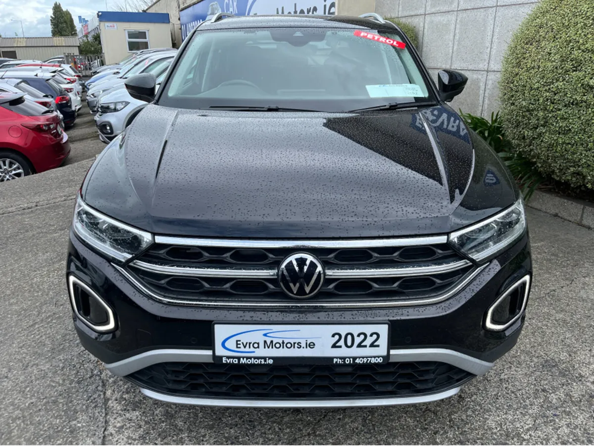 Volkswagen T-Roc STYLE AUTOMATIC 1.5 PETROL //REVE - Image 3