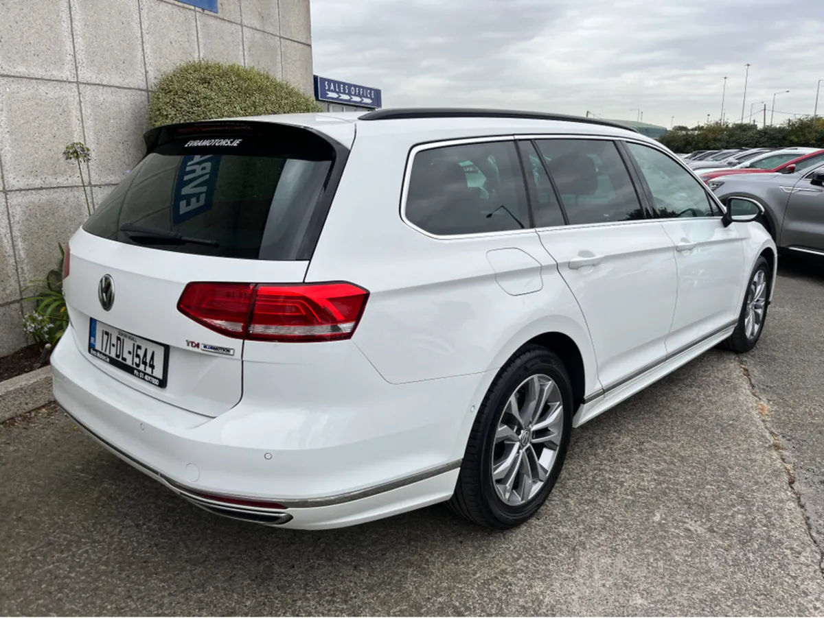 Volkswagen Passat ESTATE CL 1.6 TDI MANUAL //R-LIN - Image 4