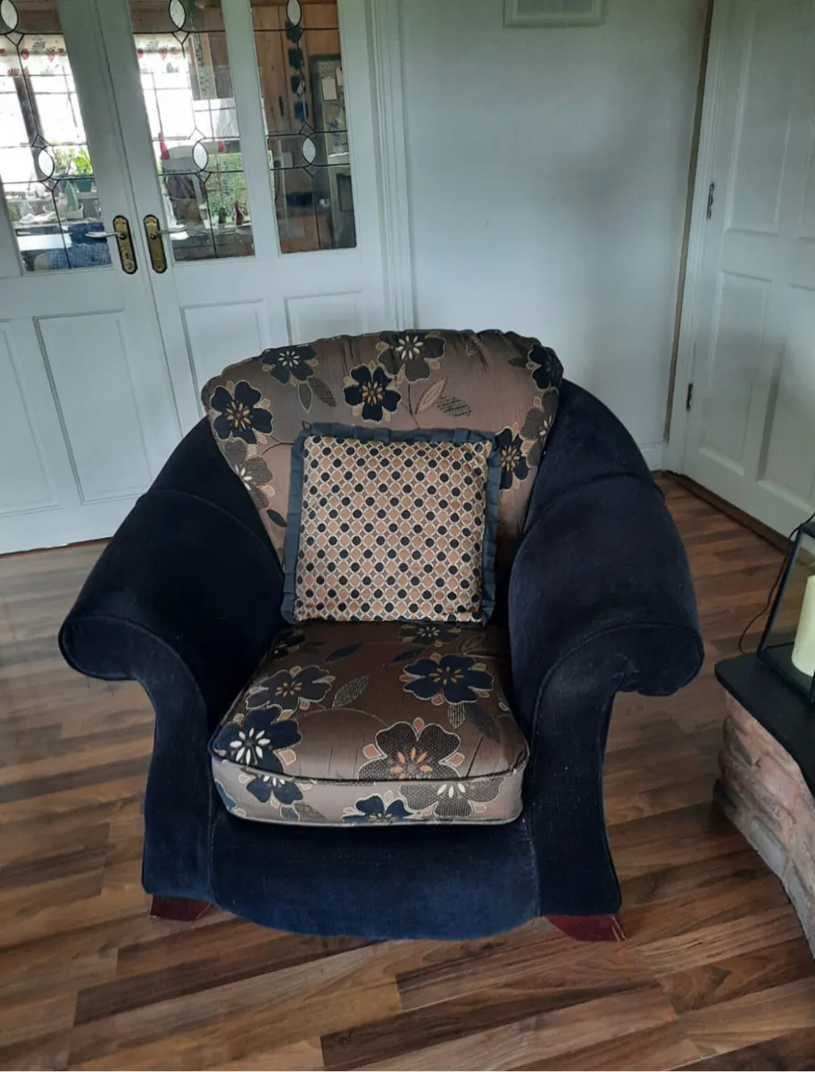 3-1-1 Sofa Furniture Suite - Image 3