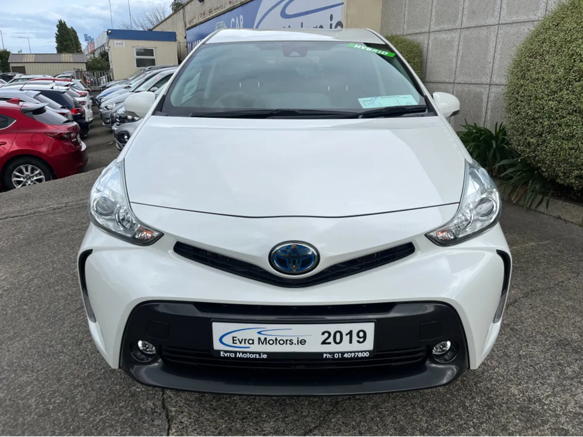 Toyota Prius 7 SEATER AUTOMATIC HYBRID 1.8 PETROL - Image 2