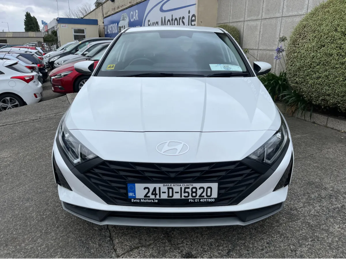 Hyundai i20 DELUXE PLUS 1.2 PETROL - Image 2