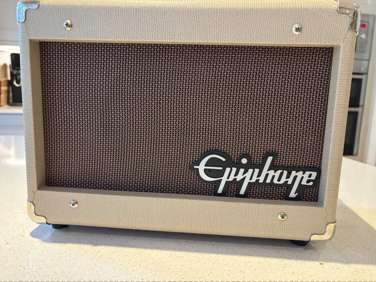 Epiphone 15watt amp - Image 3