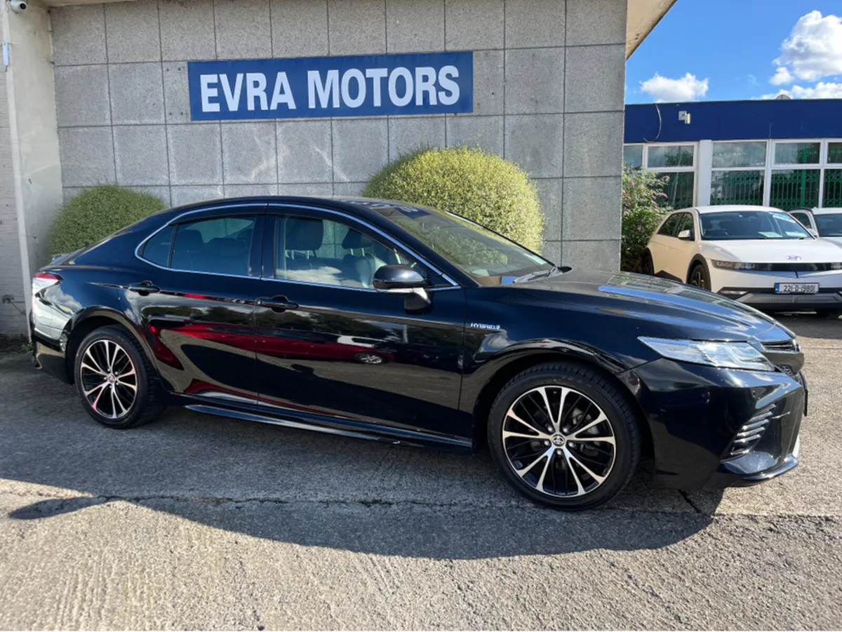 Toyota Camry WS AUTOMATIC HYBRID 2.5 PETROL //MASS - Image 2