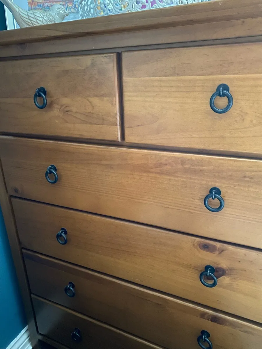 Chest of drawers - Image 1