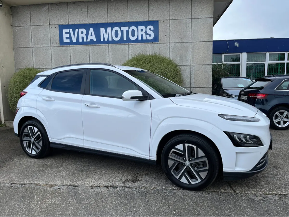 Hyundai KONA PREMIUM EV 64KWH //HIGH SPEC// - Image 2