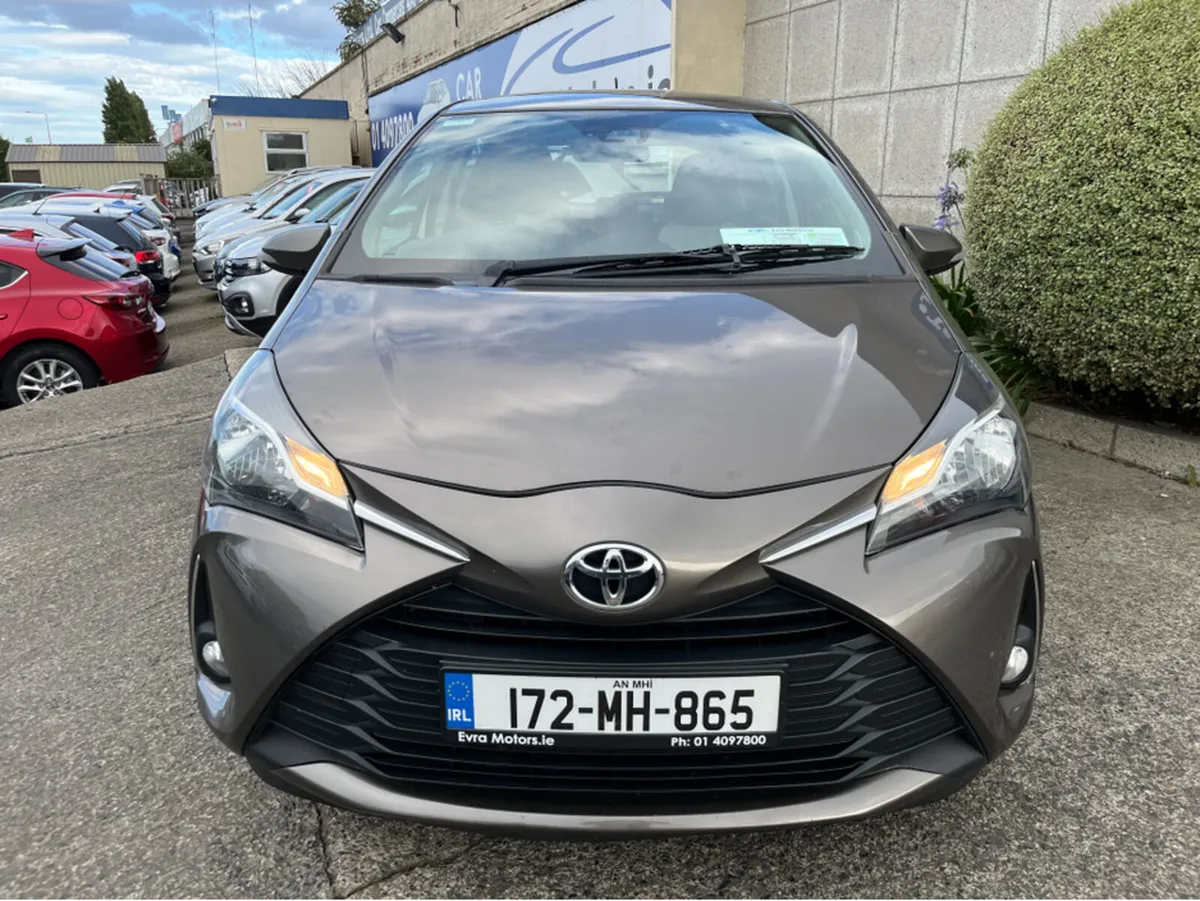 Toyota Yaris LUNA 1.0 PETROL //REVERSE CAMERA// - Image 2