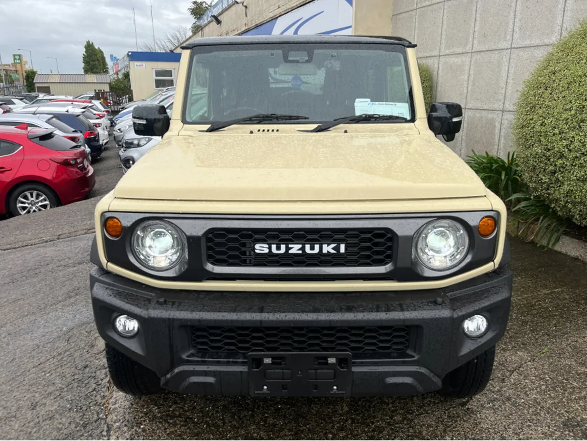 Suzuki Jimny SIERRA 4 SEAT MANUAL 1.5 PETROL //HIG - Image 3