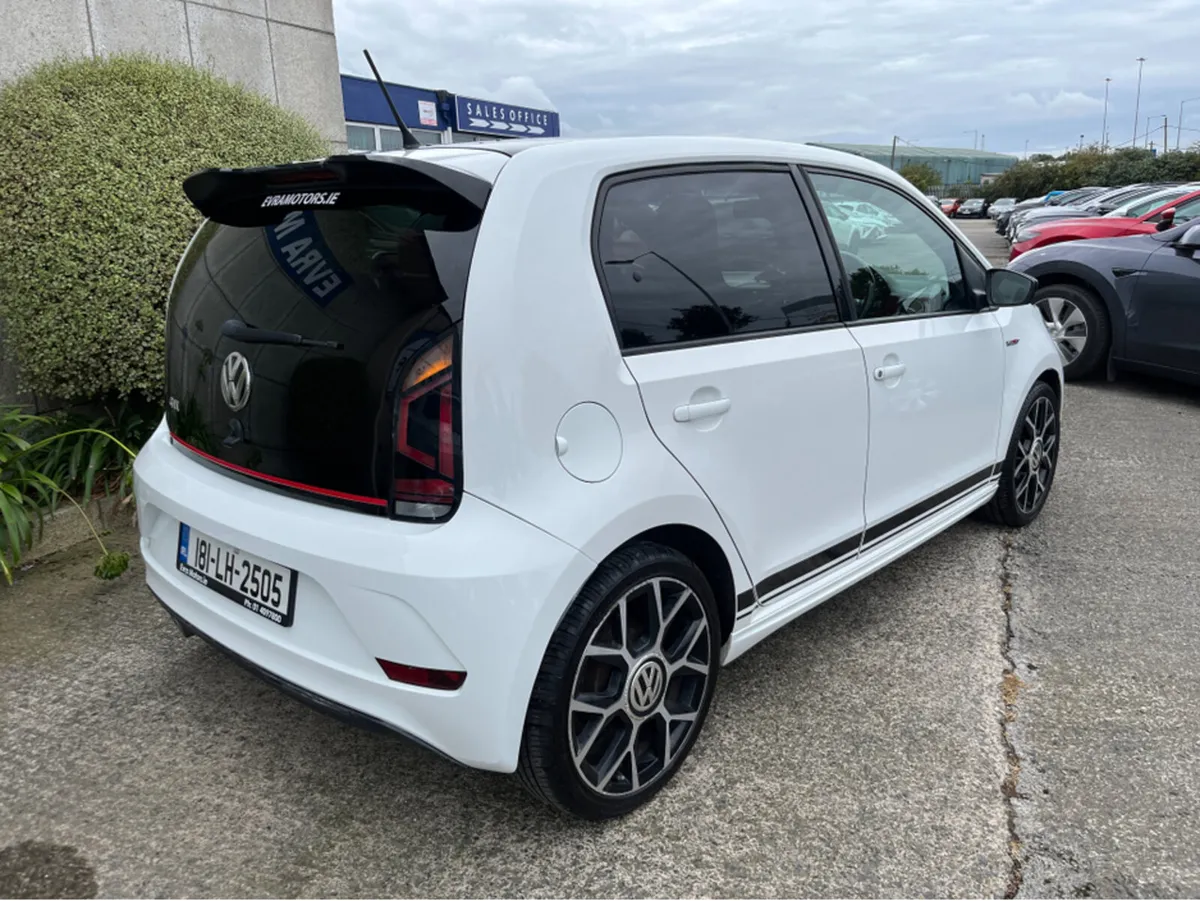 Volkswagen up! GTI 1.0 PETROL //HEATED SEATS// - Image 4