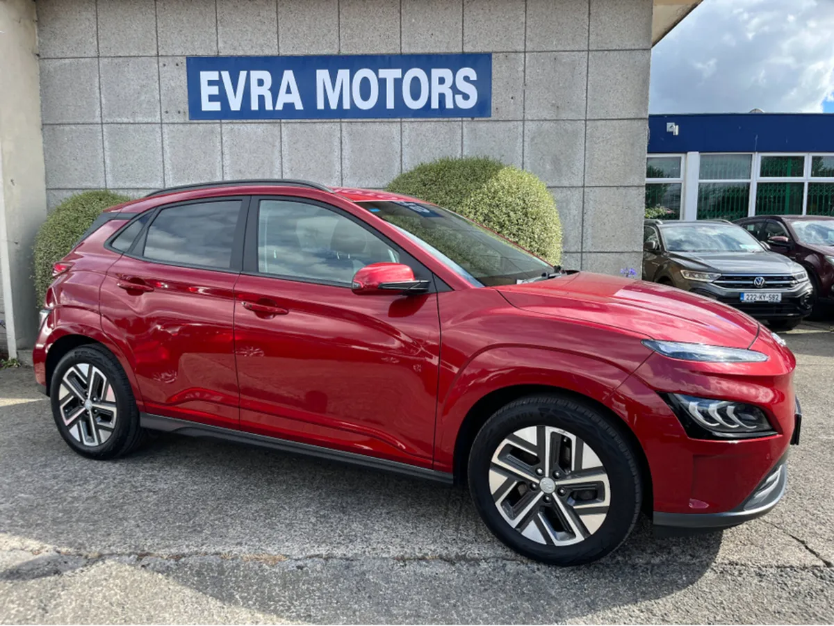 Hyundai KONA PREMIUM EV 64KWH - Image 2