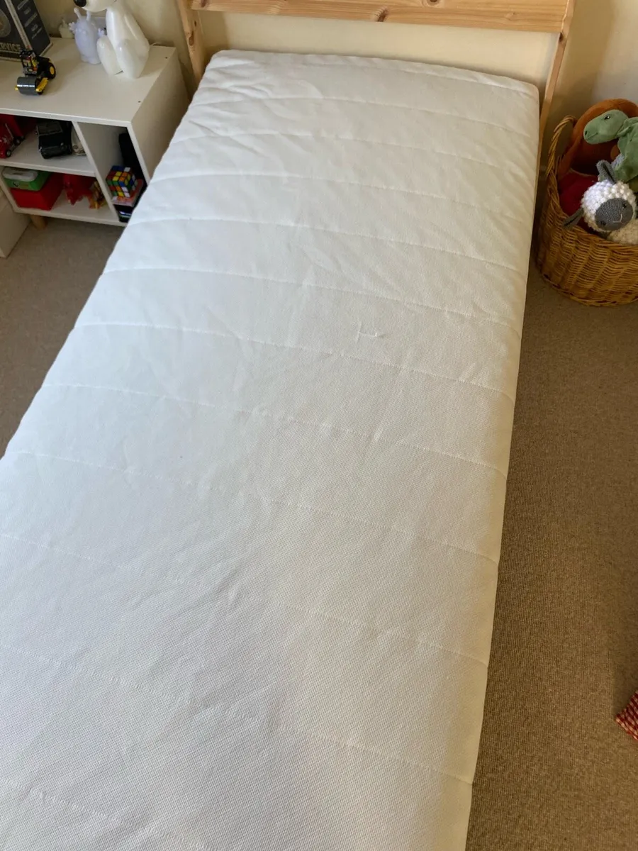 Single beds x 3 - Image 4