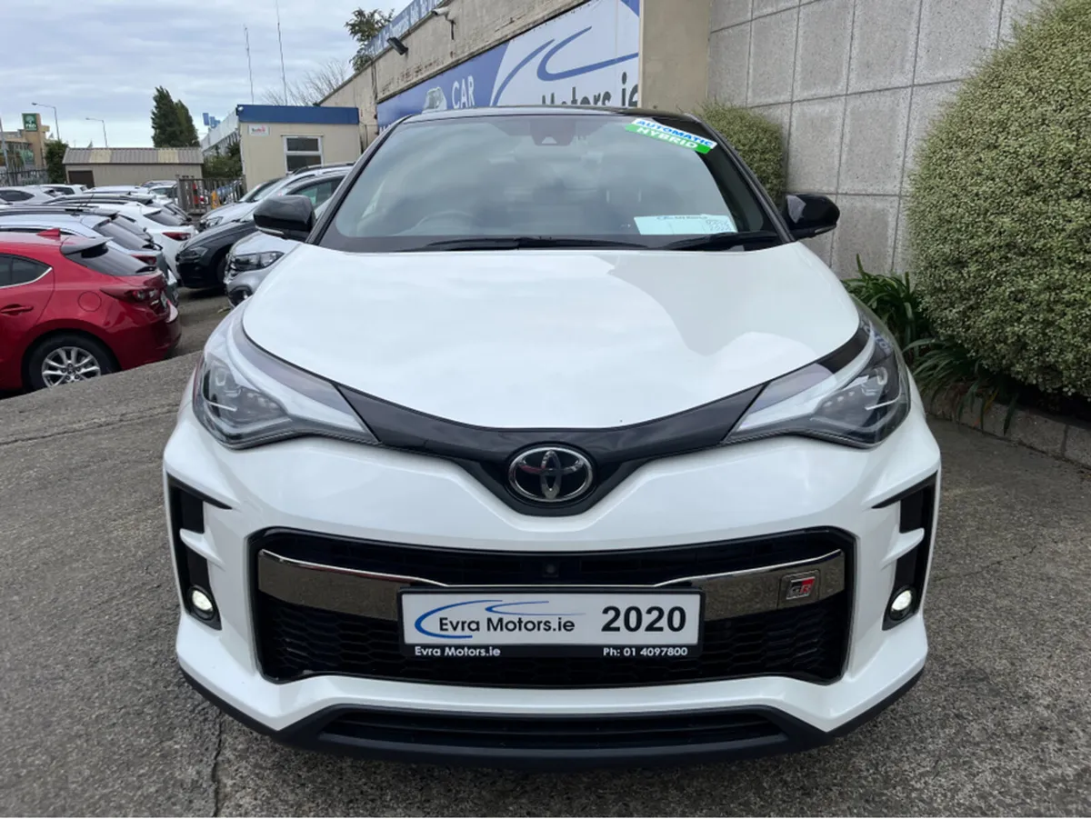 Toyota C-HR GR AUTOMATIC HYBRID 1.8 PETROL //WINTE - Image 2
