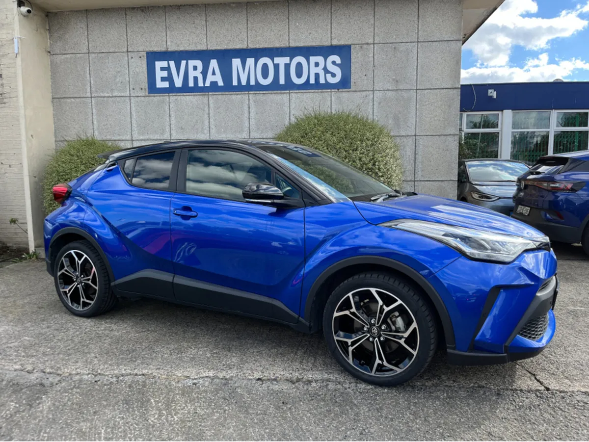 Toyota C-HR S HYBRID AUTOMATIC 1.8 PETROL //360 PA - Image 3