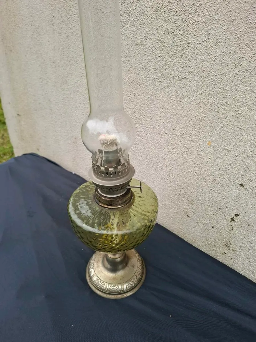 Working parafin glass oil lamp postage possible - Image 2