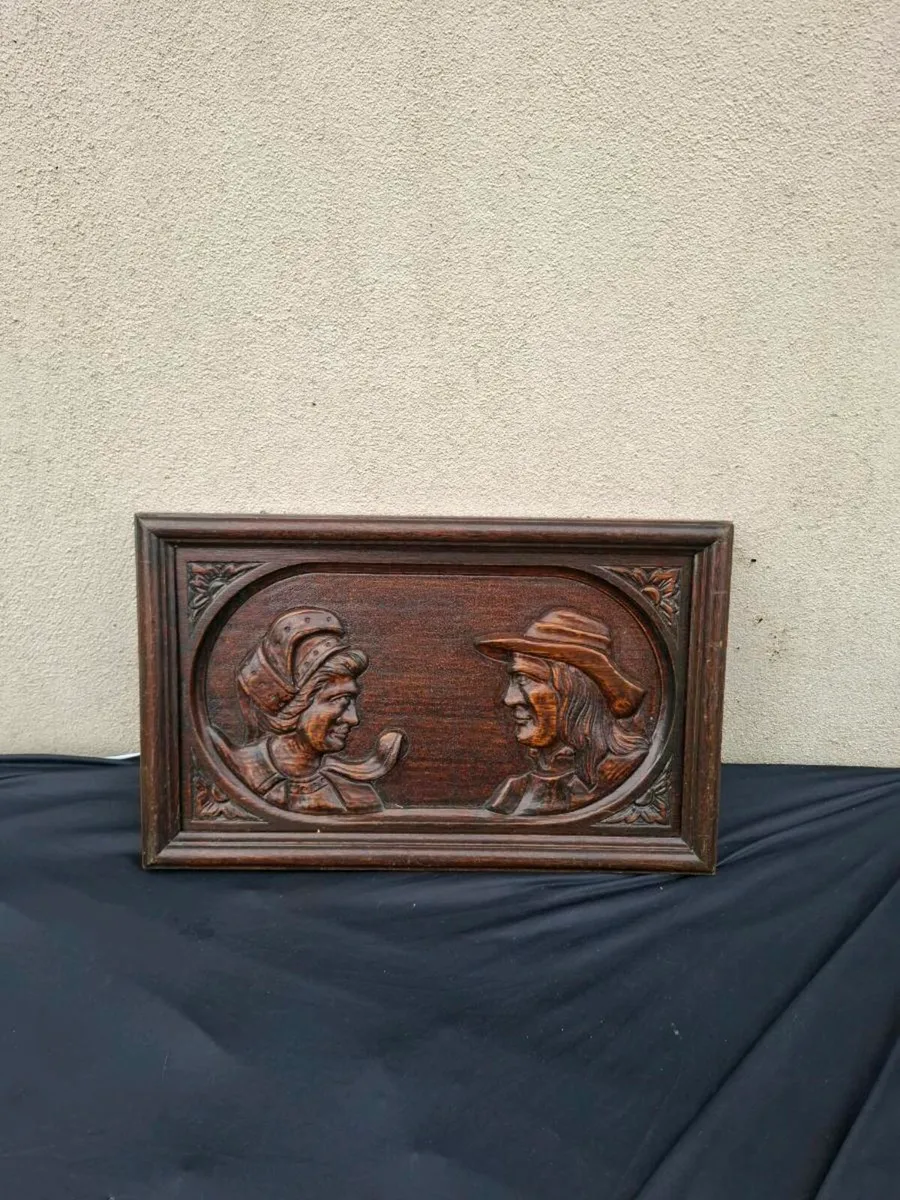 Sculpted wood frame postage possible