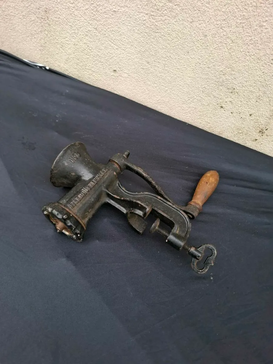 Vintage meat grinder postage possible - Image 1