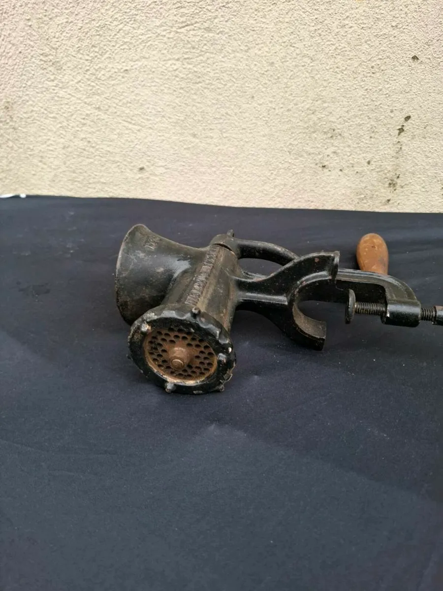 Vintage meat grinder postage possible - Image 2