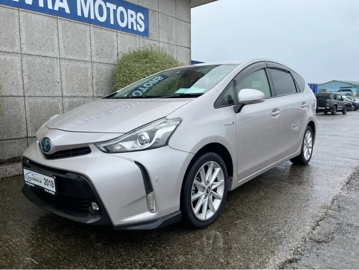 Toyota Prius 7 SEATER AUTOMATIC HYBRID 1.8 PETROL - Image 4