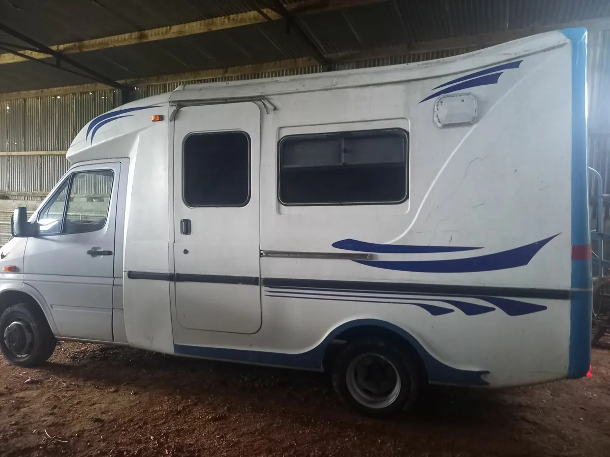 Mercedes camper van. - Image 1