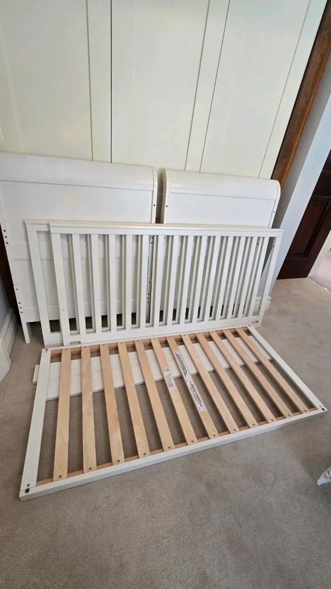 Mamas & Papas Cot Bed - Image 2