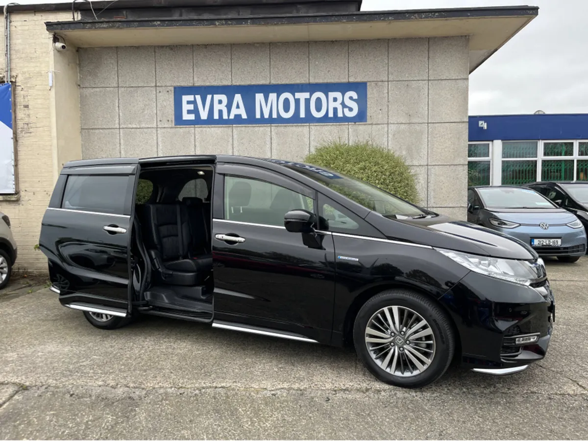 Honda Odyssey ABSOLUTE 8 SEATER AUTOMAITC HYBRID 2 - Image 4