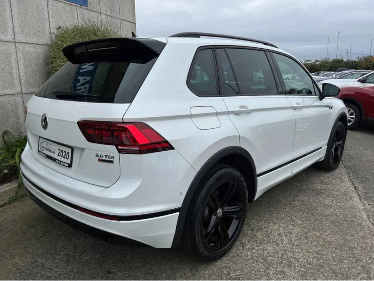 Volkswagen Tiguan R-LINE 4MOTION AUTOMATIC 2.0 DIE - Image 4