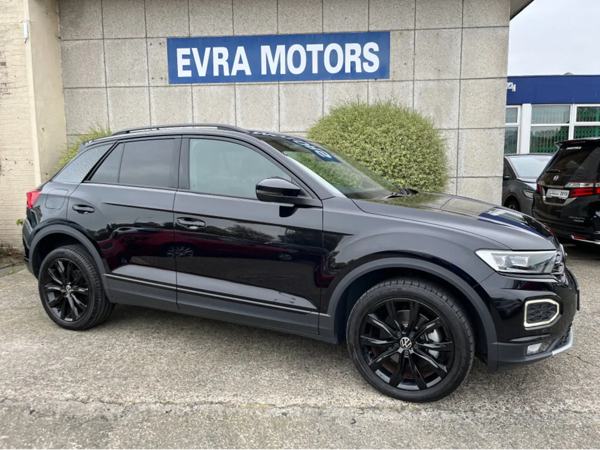 Volkswagen T-Roc STYLE BLACK PACK AUTOMATIC 2.0 DI - Image 3