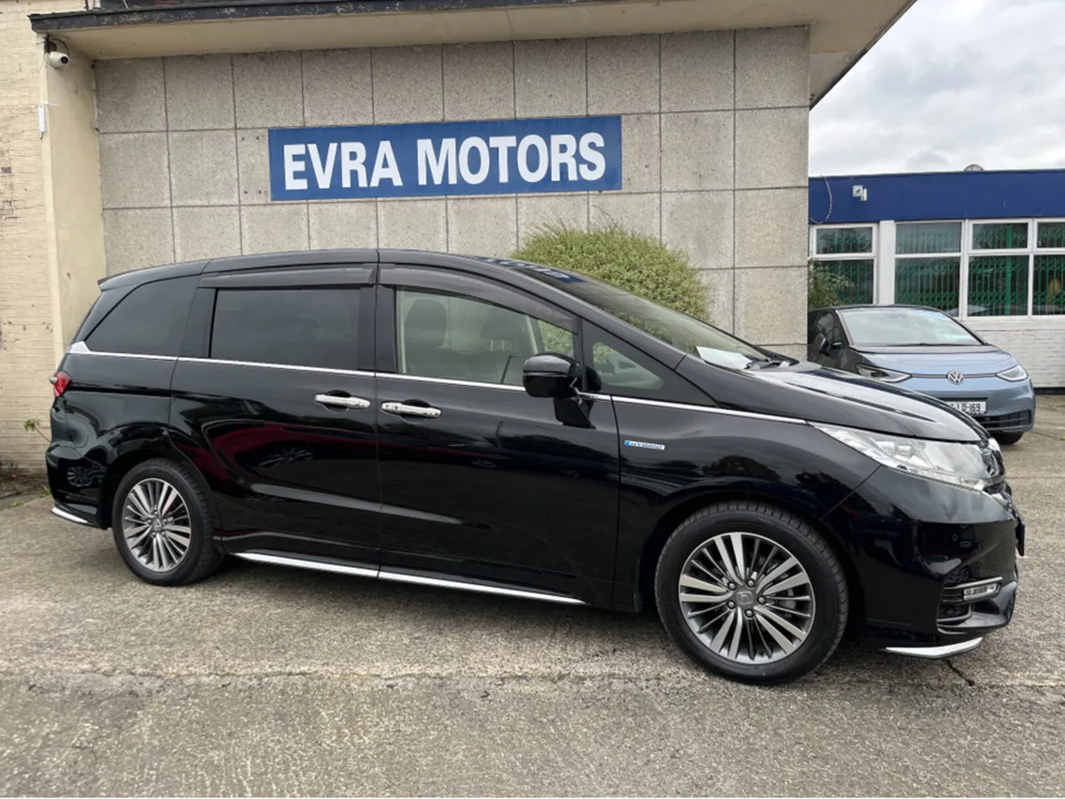 Honda Odyssey ABSOLUTE EX 7 SEATER AUTOMATIC HYBRI - Image 3