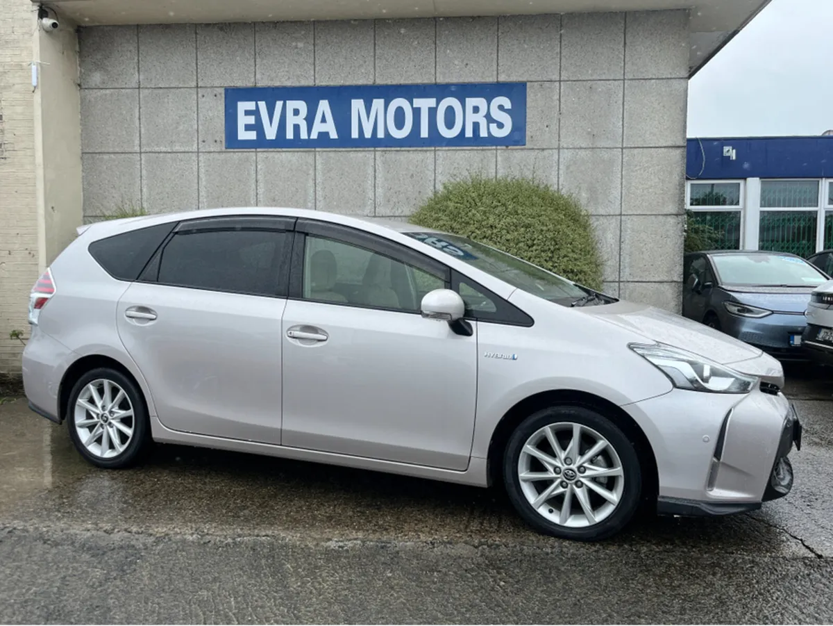 Toyota Prius 7 SEATER AUTOMATIC HYBRID 1.8 PETROL - Image 2