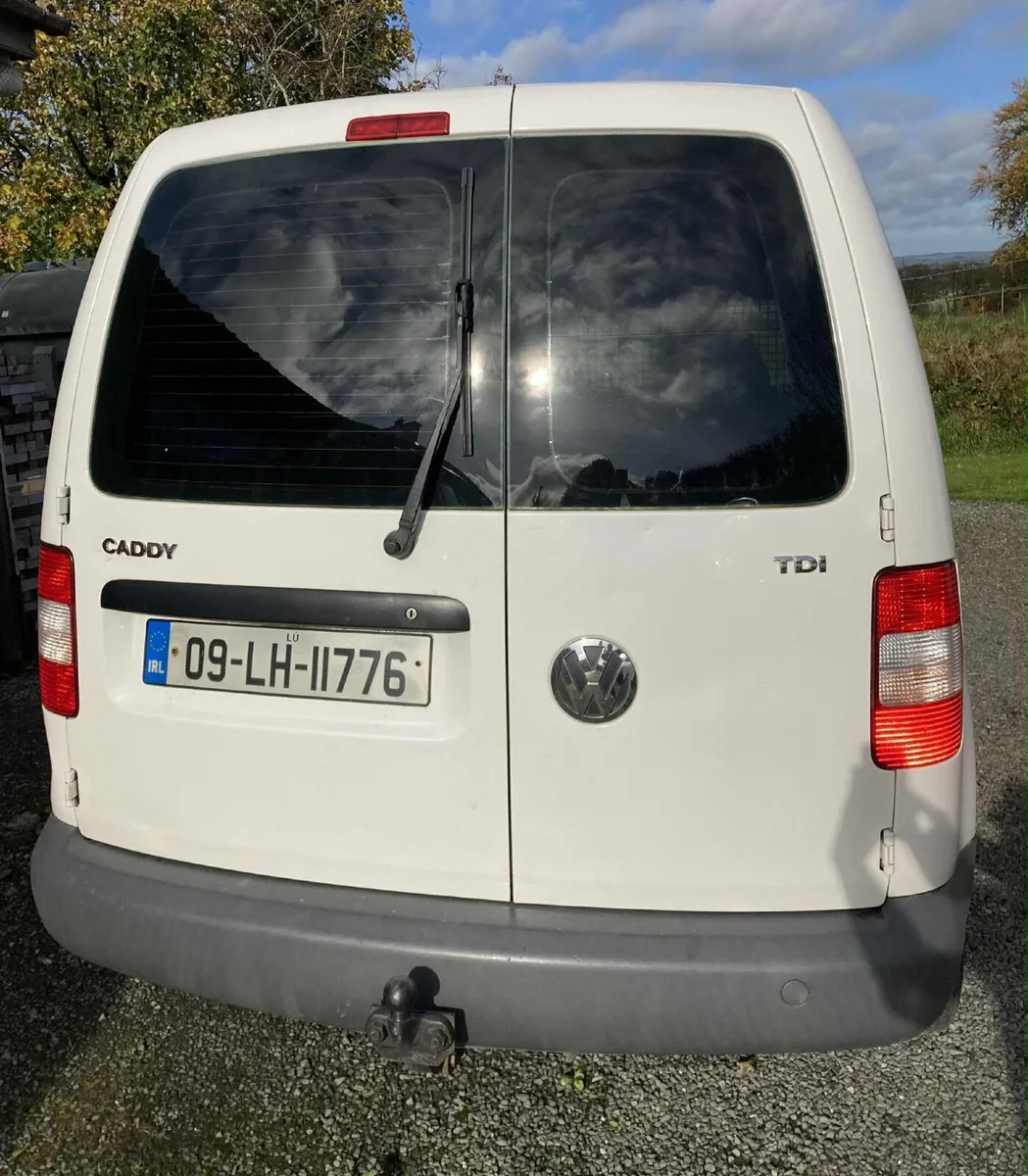 Van Volkswagen Caddy 2009 - Image 1